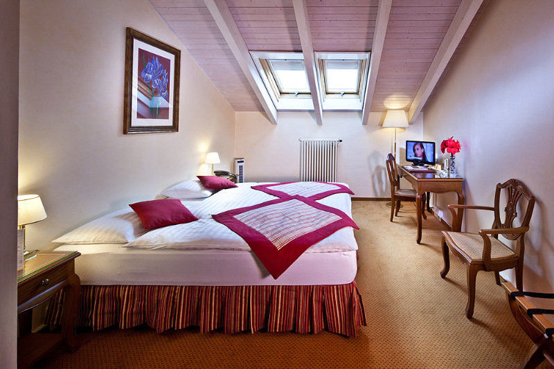 Hotel De La Couronne Morges Ruang foto