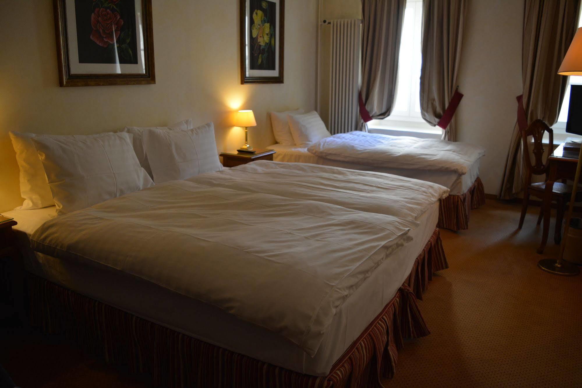 Hotel De La Couronne Morges Bagian luar foto